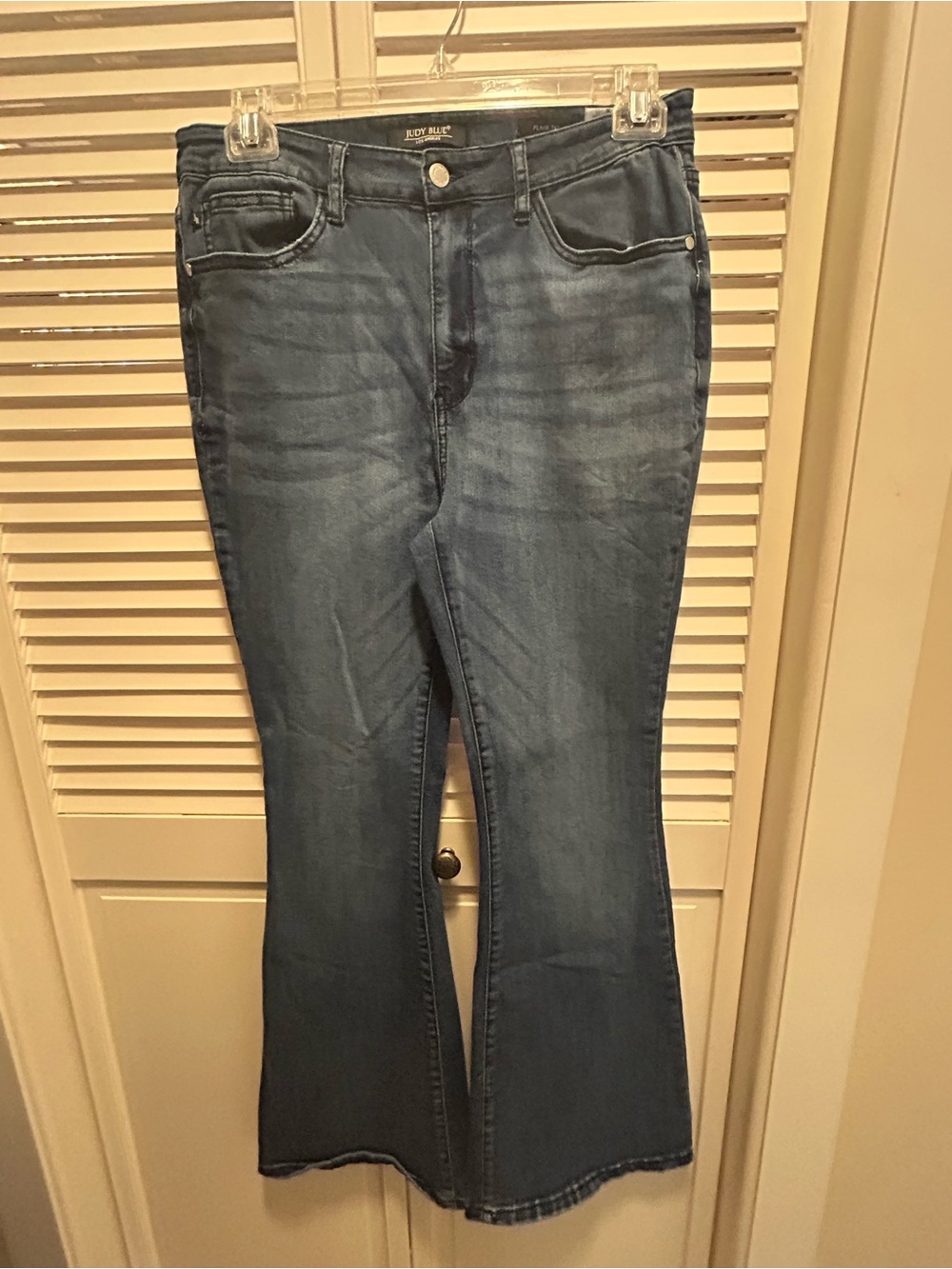 Judy Blue Medium Blue Flare Jeans